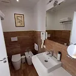 Triple Big Room Amazing View, For Two O Three Person, In Center Of Rome